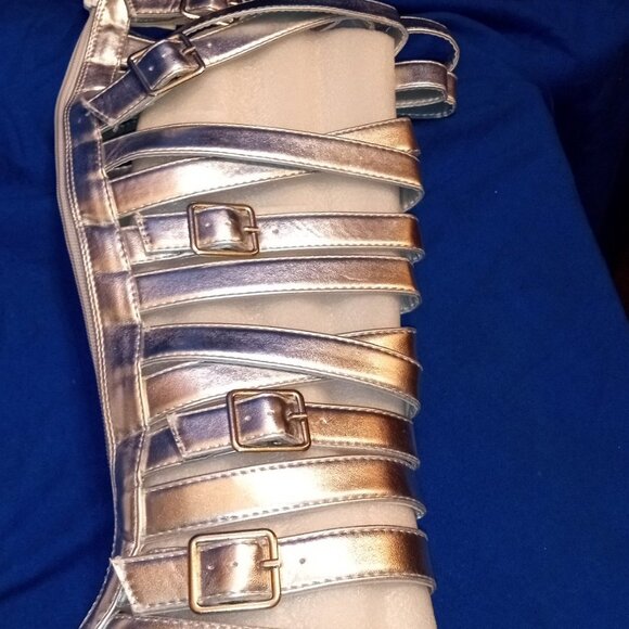 Yoki Women’s THE ONE IN CHARGE  Gladiator Platform Heels, Silver ( BRAND NEW !!! - Picture 10 of 12